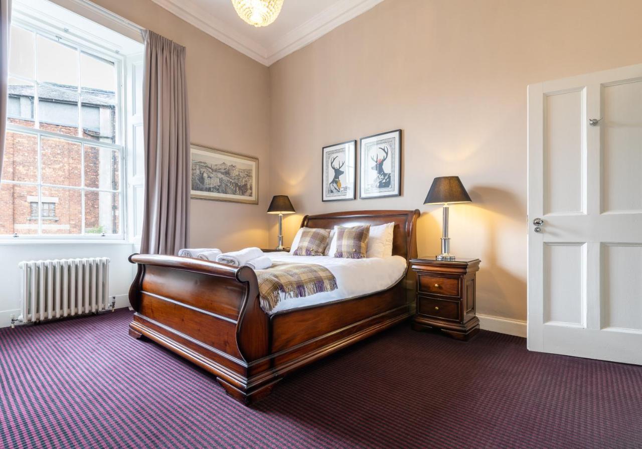 Edinburgh Castle Suite - The Edinburgh Address Bagian luar foto